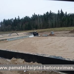 pamatų-betonavimas-6-300x300